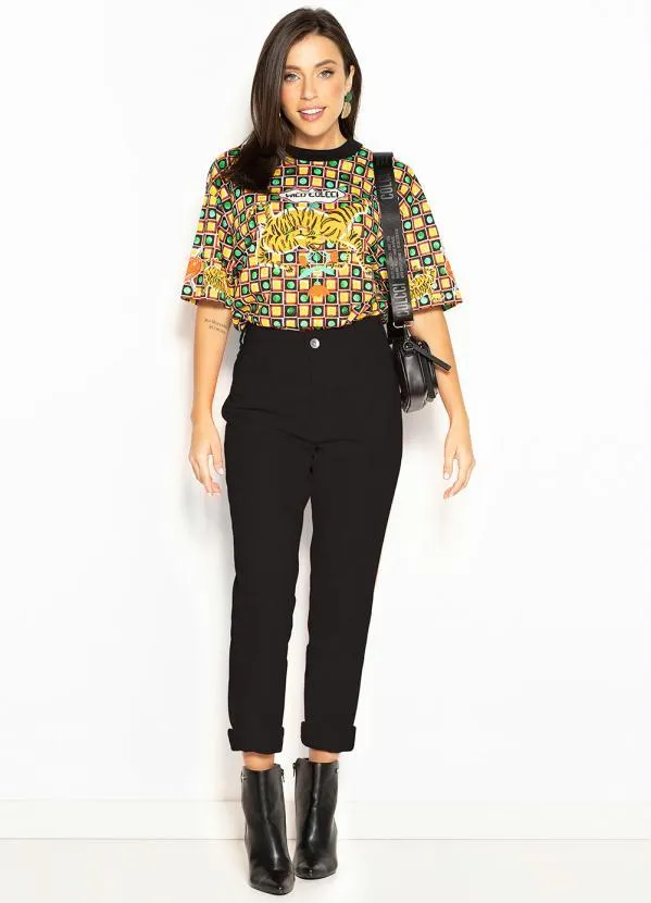 Colcci - Calça Mom de Sarja Preto 3