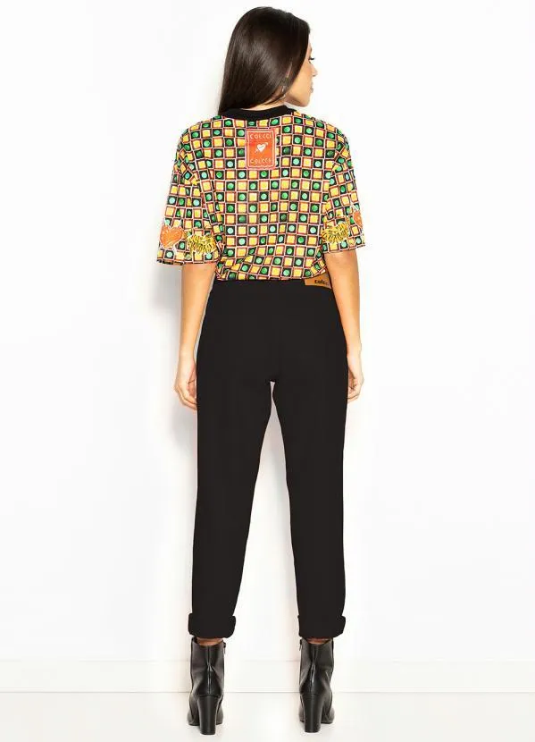 Colcci - Calça Mom de Sarja Preto 4