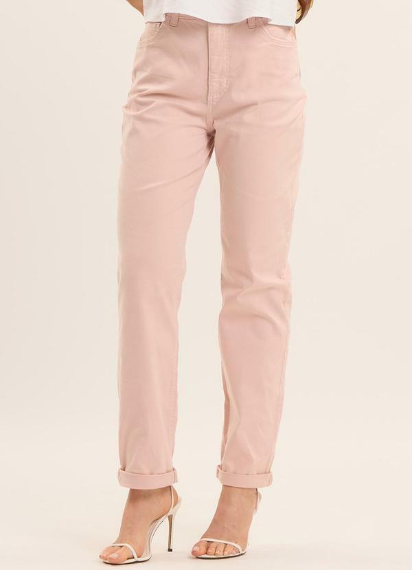 Doce Trama - Calça Mom Oliva em Sarja Rosa