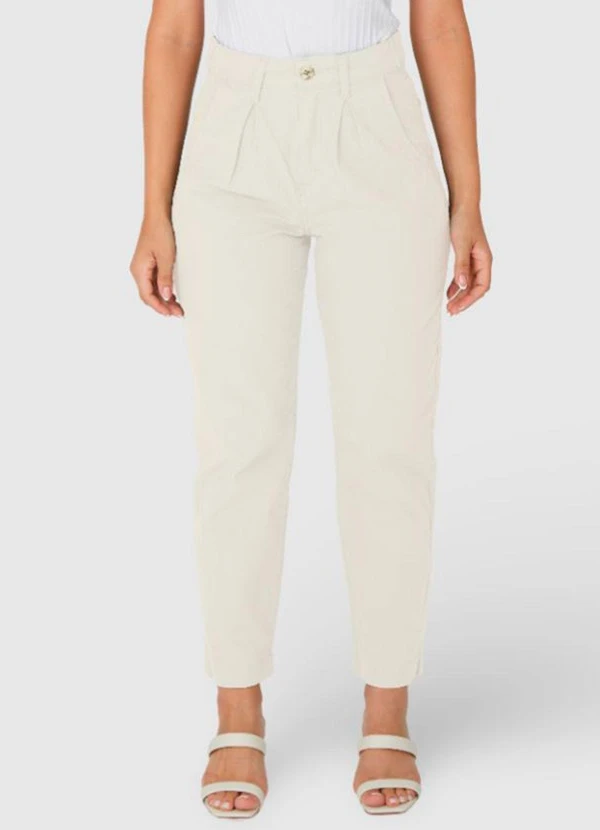 Malwee - Calça Off White Carrot Cintura Alta em Sarja