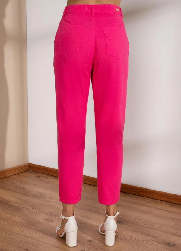 Quintess - Calça Pink Reta com Pregas e Bolsos 3