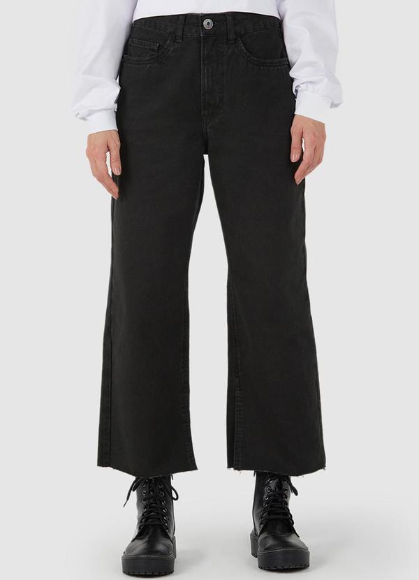 Malwee - Calça Preta Straight em Sarja Feminina