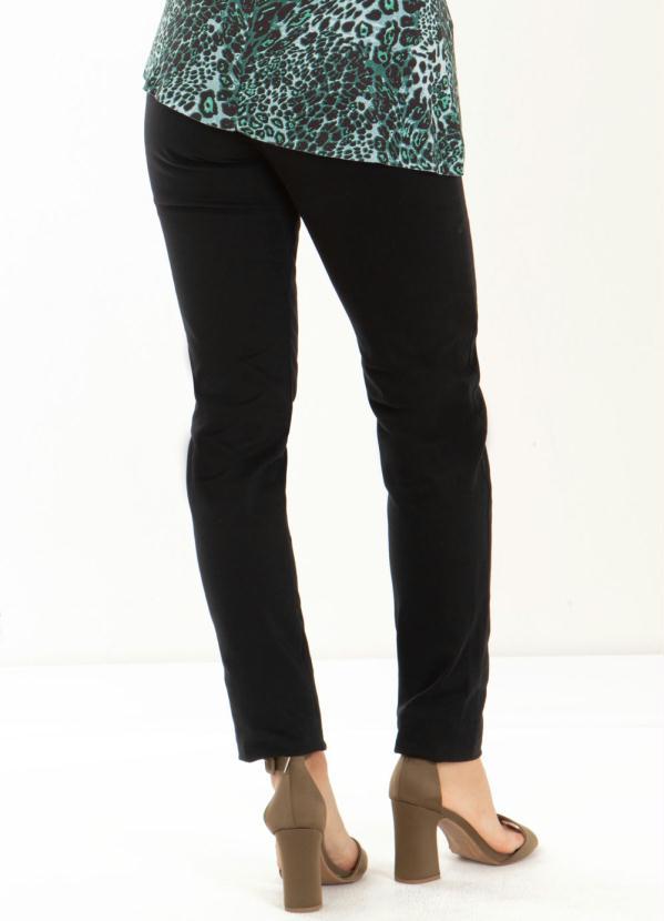 Quintess - Calça Reta Clássica Preta com Bolsos 2