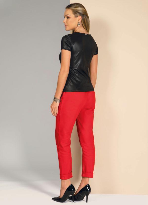 Quintess - Calça Vermelha Reta com Cintura Alta e Cinto 6