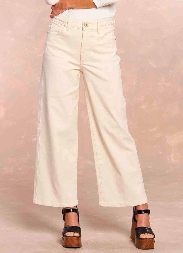Doce Trama - Calça Wide Cropped Soft Garden em Sarja Branco