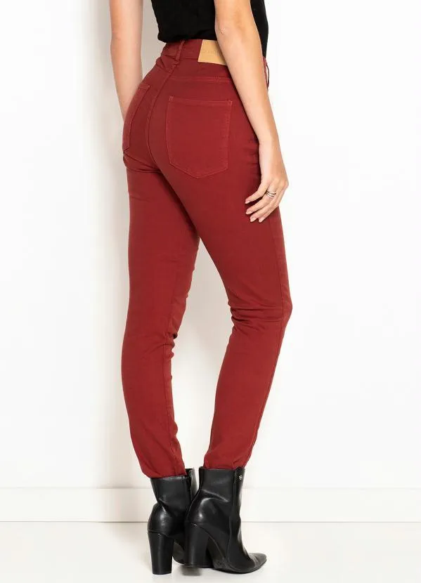 Maria Filó - Calça de Sarja Skinny Color Bordô 2