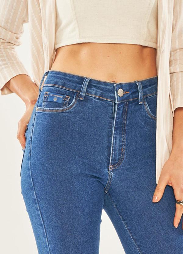 Doce Trama - Calça Flora em Jeans com Elastano Azul 5