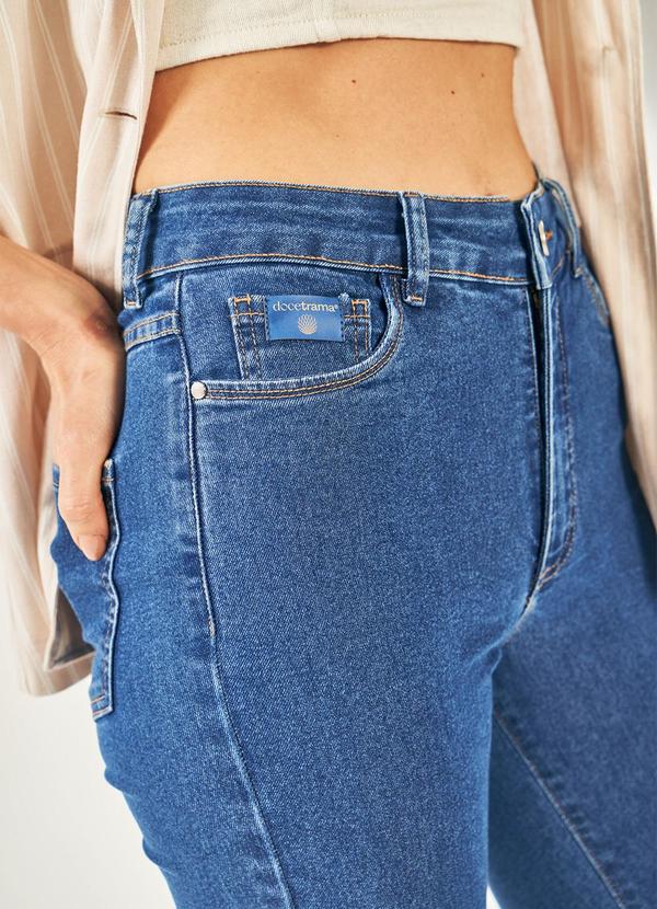 Doce Trama - Calça Flora em Jeans com Elastano Azul 6