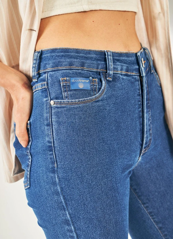 Doce Trama - Calça Flora em Jeans com Elastano Azul 6