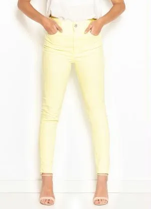 Colcci - Calça Skinny de Sarja Amarela - COLCCI