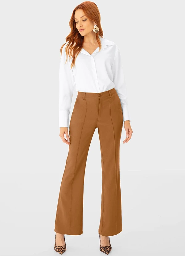 Enfim - Calça Bootcut em Crepe Marrom 2