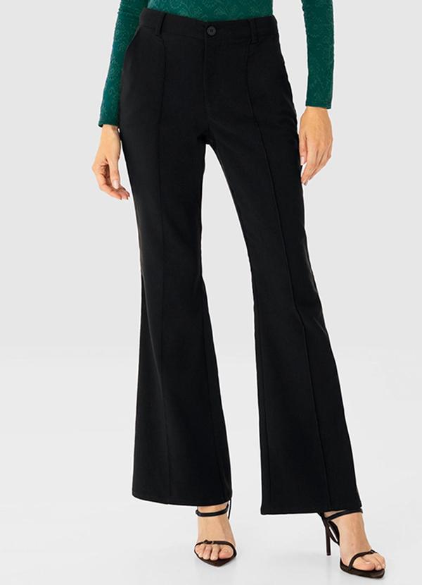 Enfim - Calça Bootcut em Crepe Preto