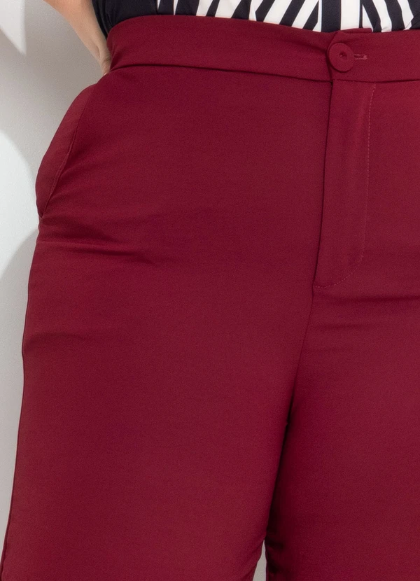 Quintess - Calça Bordô em Tecido Acetinado 14