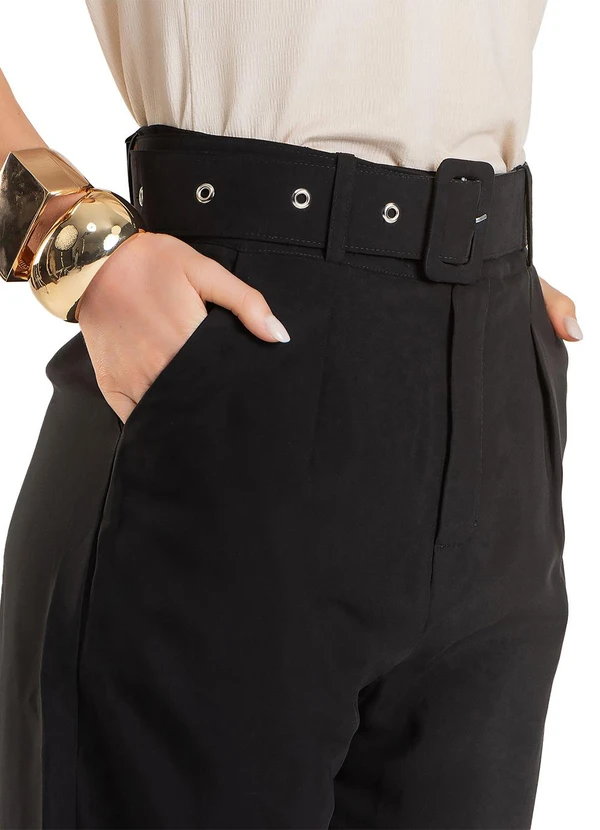 Dianna - Calça Cenoura Feminina com Cinto Preto 5