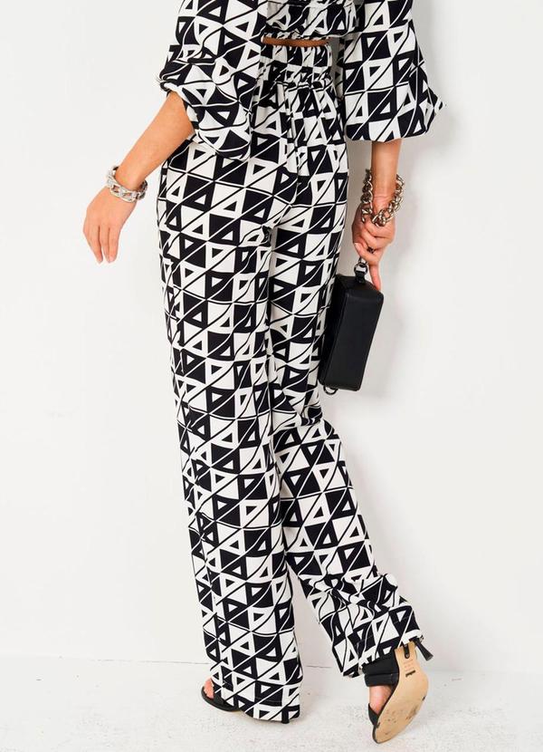 Colcci - Calça de Viscose em Tecido Plano Estampado 2