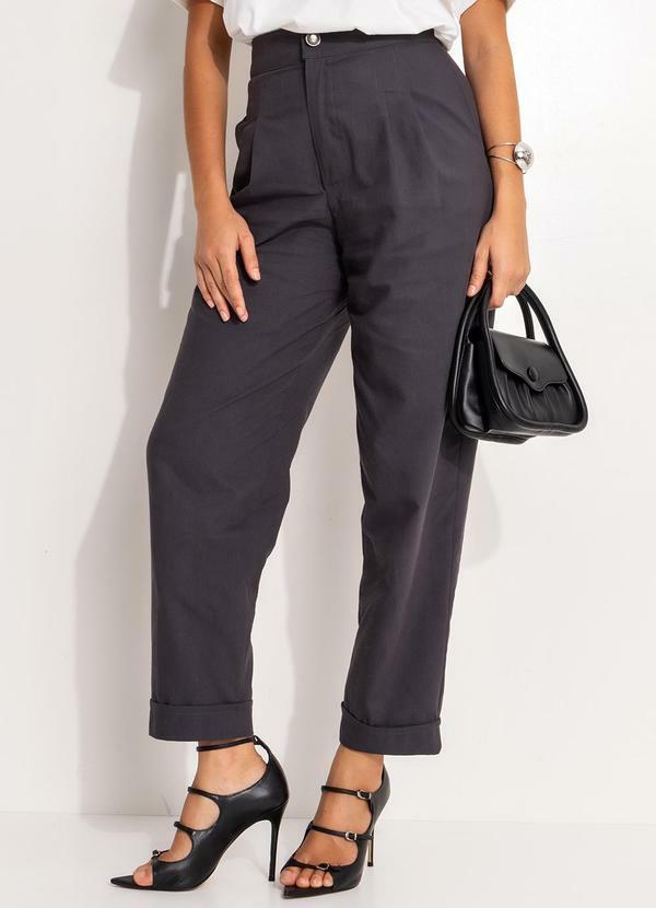 Forum - Calça em Alfaiataria Cinza