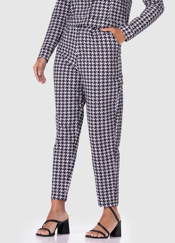 Malwee - Calça Feminina Alfaiataria Pied de Poule Preto 1