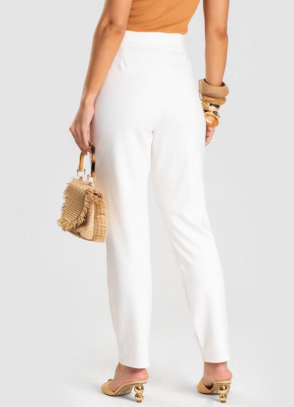 Dianna - Calça Feminina em Malha Ponto Roma Bege 2