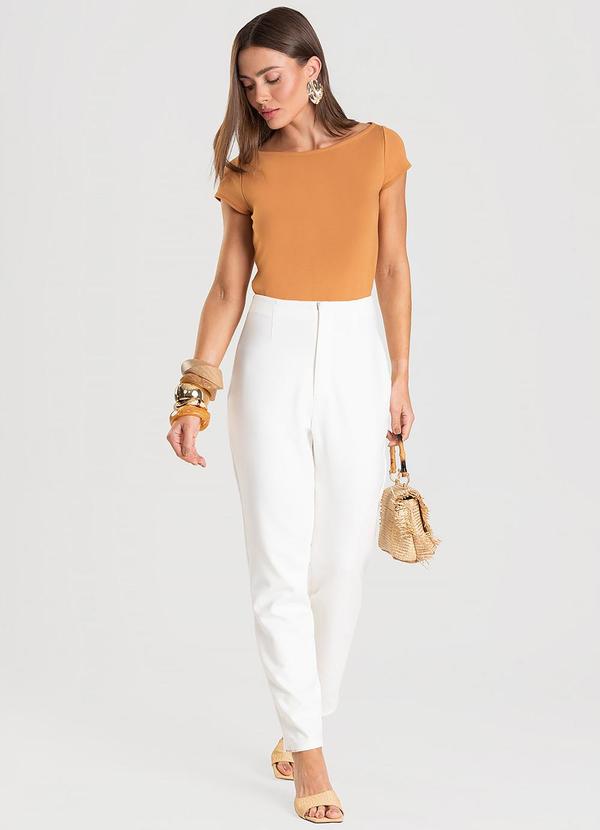 Dianna - Calça Feminina em Malha Ponto Roma Bege 3