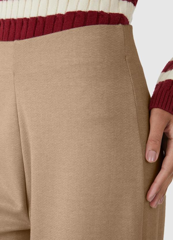 Malwee - Calça Feminina Wide Leg em Jacquard Bege 5