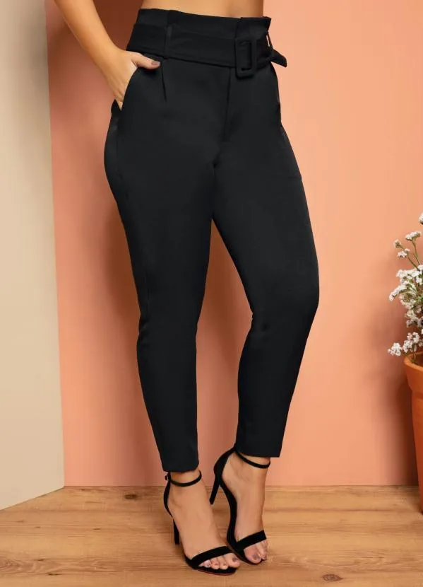 Quintess - Calça Preta Cigarrete com Cinto e Bolsos 3