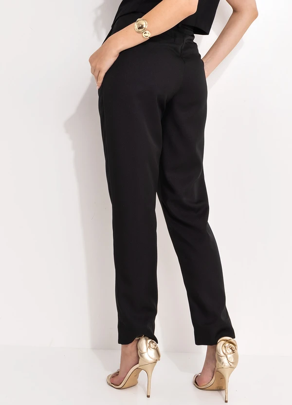 Quintess - Calça Preto em Crepe Plano Alfaiataria. 2