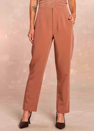 Doce Trama - Calça Soft Garden em Alfaiataria Marrom - DOCE TRAMA