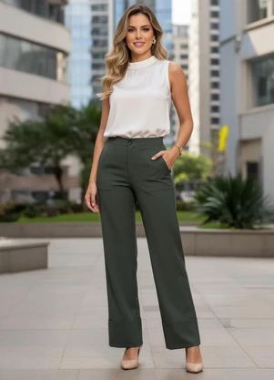 Quintess Calça Verde em Crepe Plano