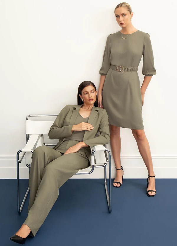 Principessa - Calça Wide Leg de Alfaiataria Creponada Verde Oliva Val 9