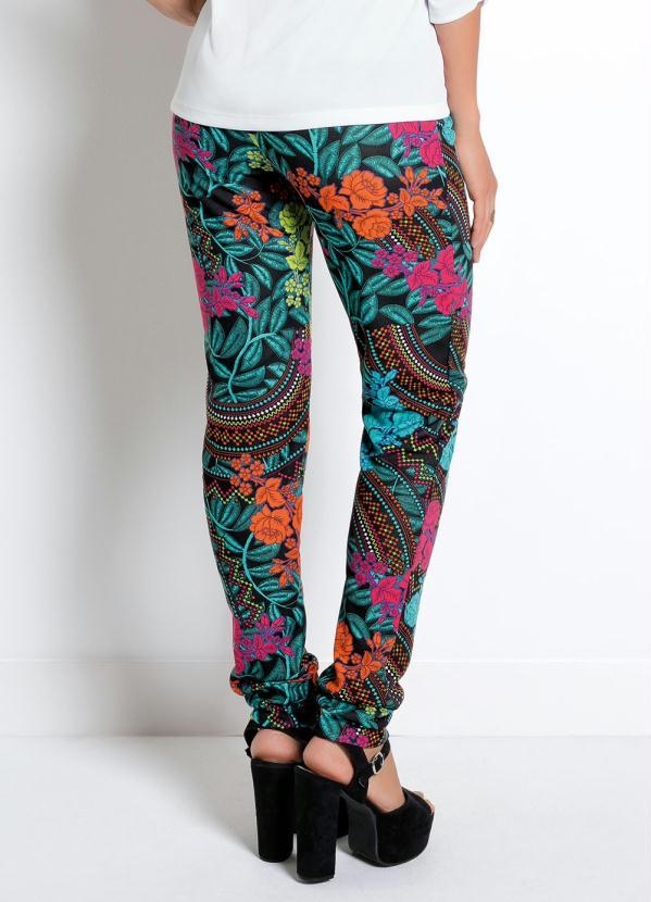 Moda Pop - Calça Jogger Estampada com Amarração 2