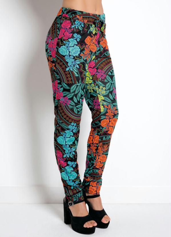 Moda Pop - Calça Jogger Estampada com Amarração 5