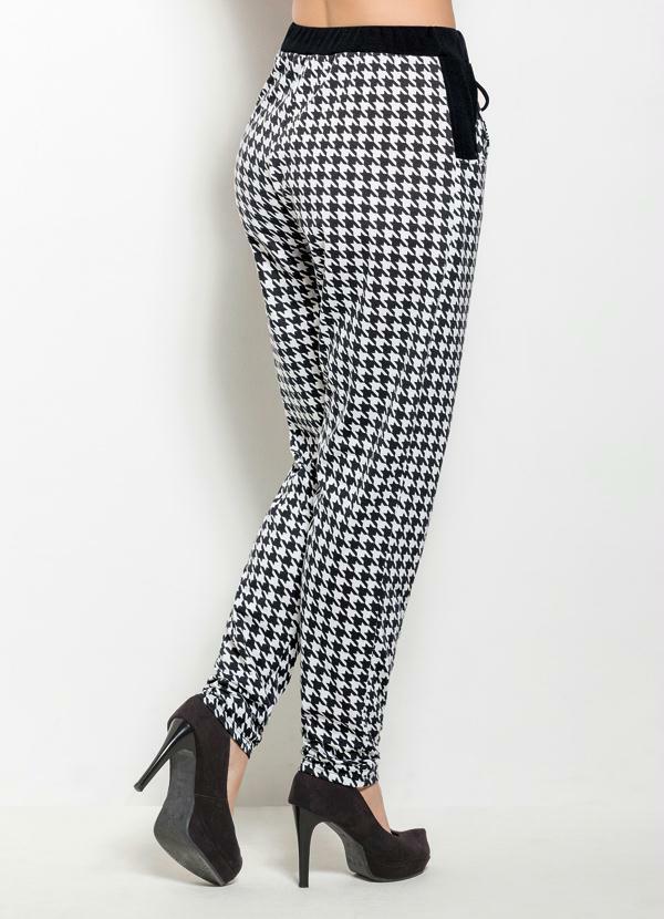 Outlet - Calça Preta e Pied Poule com Bolsos Funcionais 5