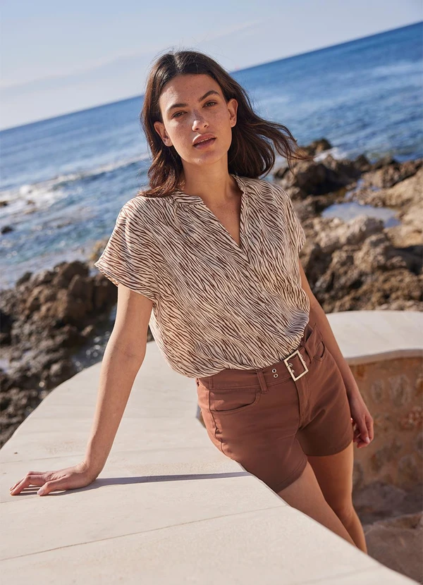 bonprix - Blusa Zebra Marrom em Microfibra 5