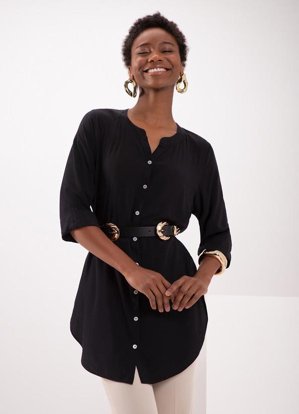 Lunender - Camisa Alongada com Gola Padre Preto