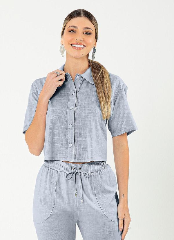 Cativa - Camisa Cropped Gola Polo em Algodão Azul Claro