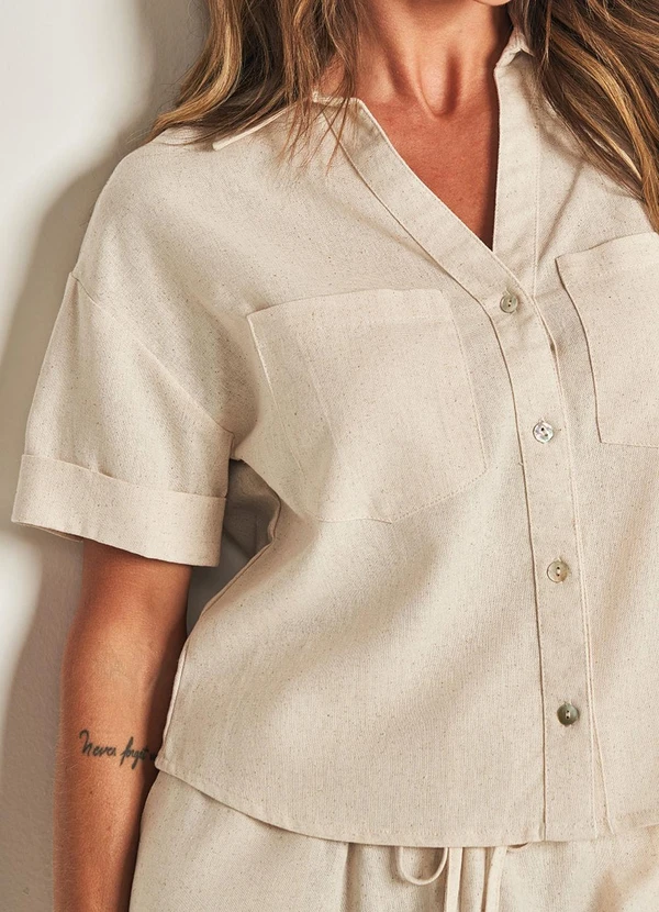 Doce Trama - Camisa Curta em Tela Linen Branco 6