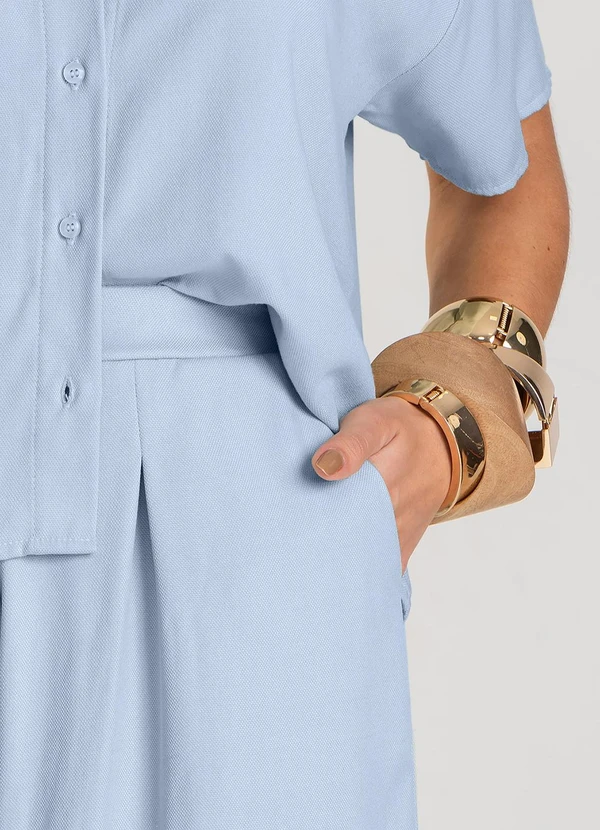 Dianna - Camisa Feminina em Tecido de Viscose Azul 4