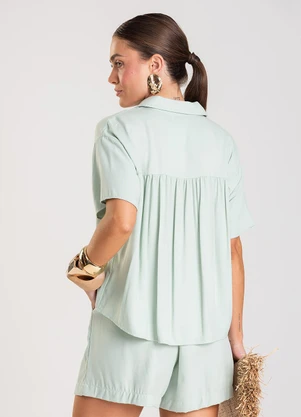 Dianna - Camisa Feminina em Tecido de Viscose Verde - DIANNA