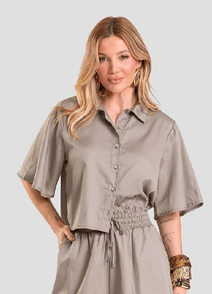 Dianna - Camisa Feminina em Tecido Plano Cinza - DIANNA