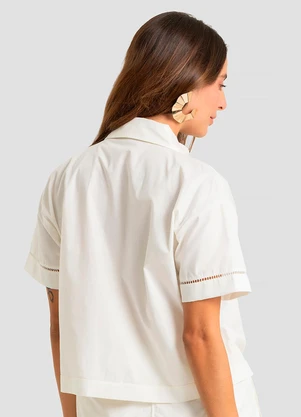 Dianna - Camisa Feminina em Tecido Tricoline Bege - DIANNA