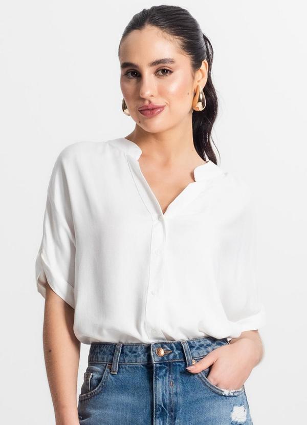 Select - Camisa Feminina Gola Padre Manga Curta Bege