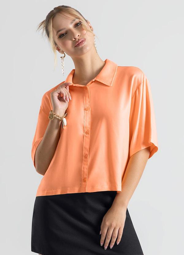 Cativa - Camisa Gola Polo em Viscose Laranja Claro