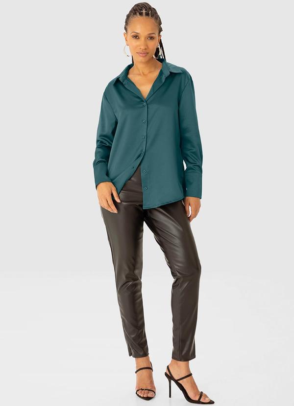 Enfim - Camisa Ampla em Cetim Verde 2