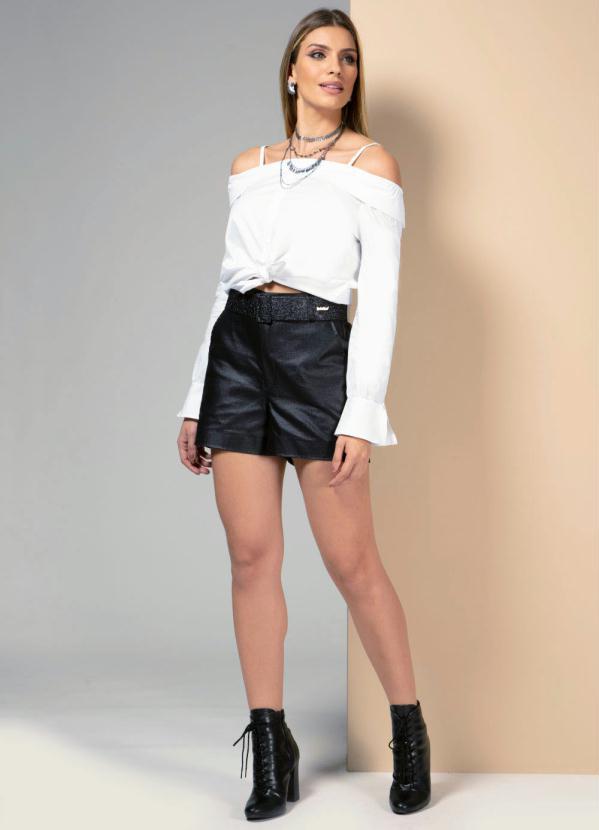 Quintess - Camisa Branca com Decote Reto e Mangas Longas 5