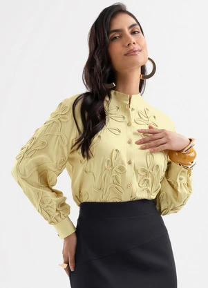 Cativa - Camisa em Viscose com Bordado em Cordel Amarelo - CATIVA