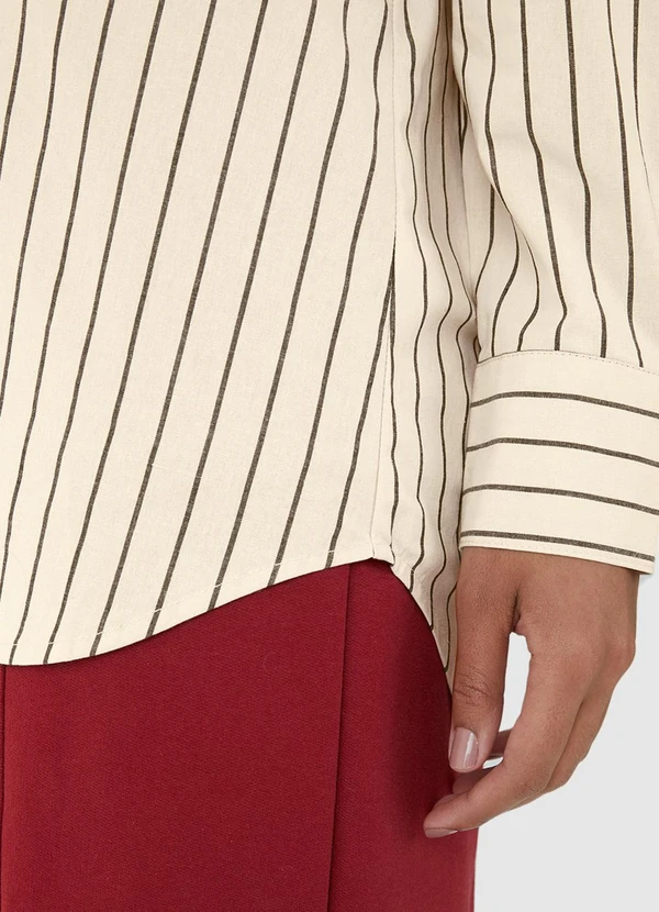 Malwee - Camisa Feminina Ampla Listrada Marrom 4