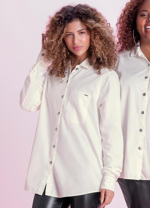 Marialícia - Camisa Feminina em Sarja Bege