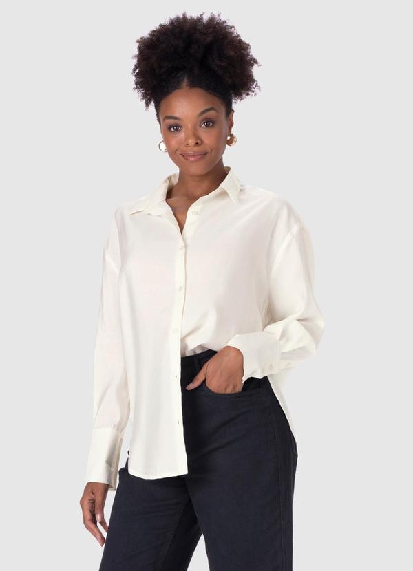 Malwee - Camisa Feminina Tradicional Acetinada Bege