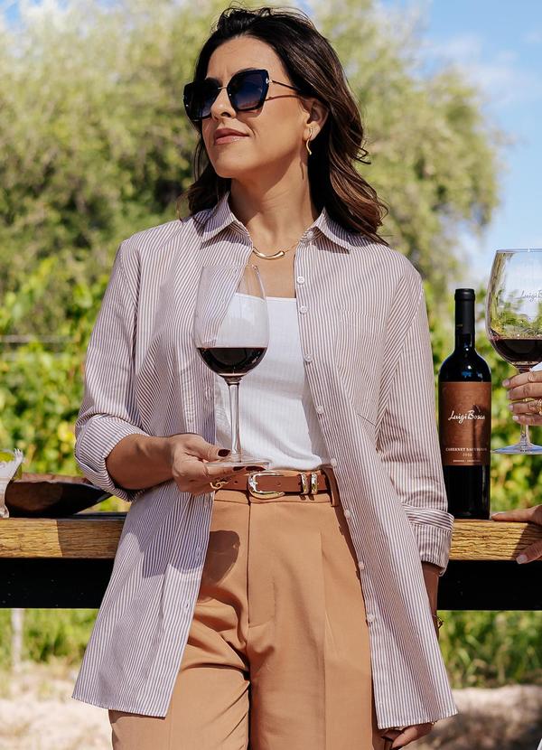 Principessa - Camisa Listrada Camel e Off White Tauana