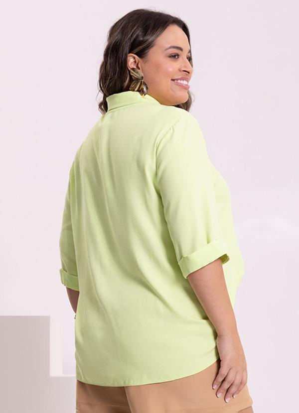 Lunender Mais Mulher - Camisa Plus Size Alongada Manga 3/4 Botões Verde 2